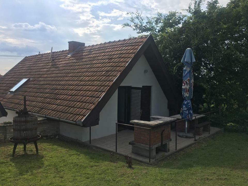 Appartement Bago Pince à Hajos Extérieur photo